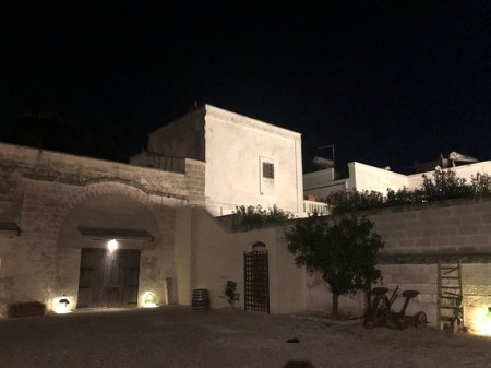 69-tenuta-emera-esterno.jpg