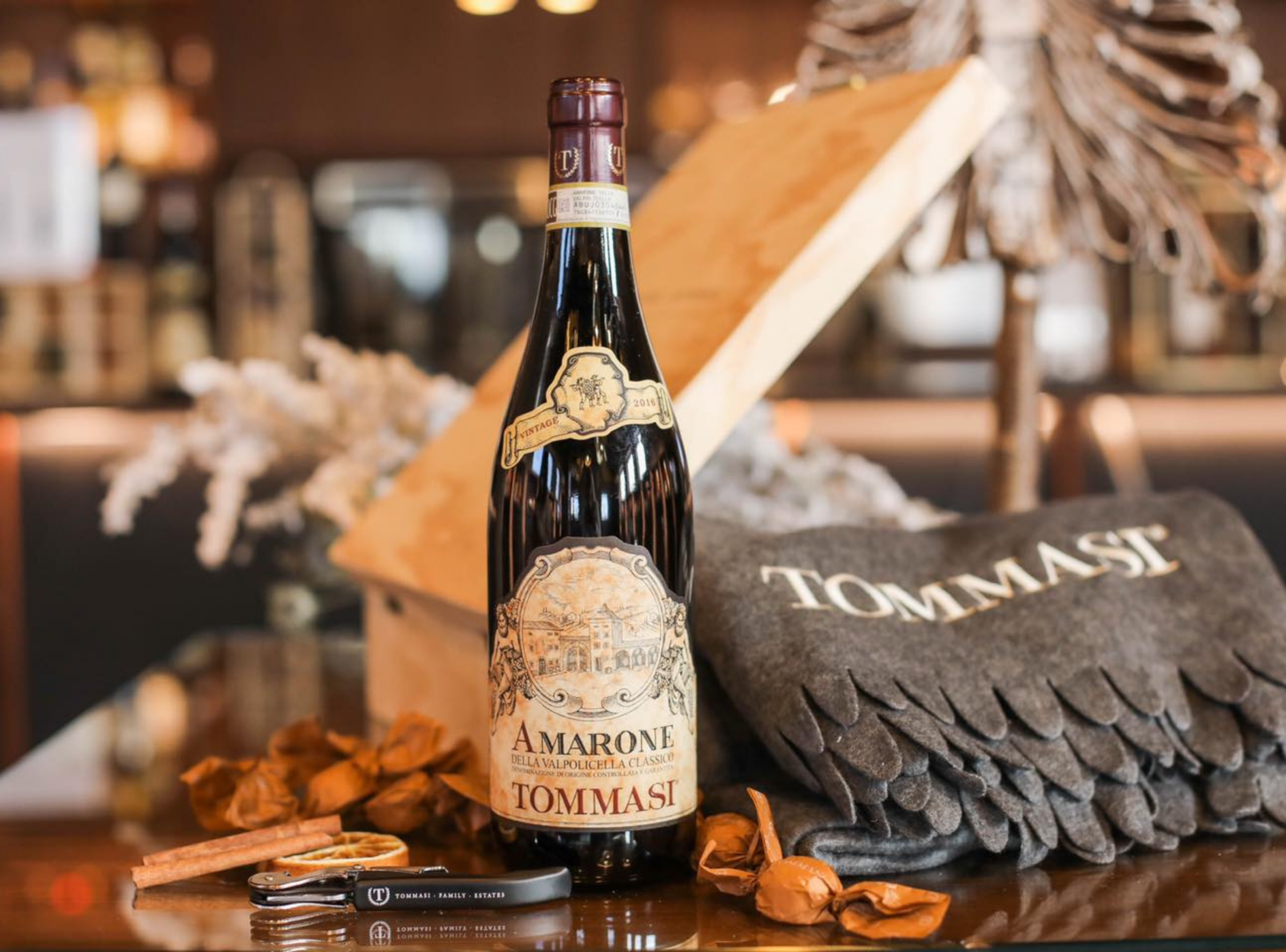ワイン LADAMAAMARONE DELLAVALPOLICELLA CLASSICO La Dama Amarone della Valpolicella Classico | Vivino English