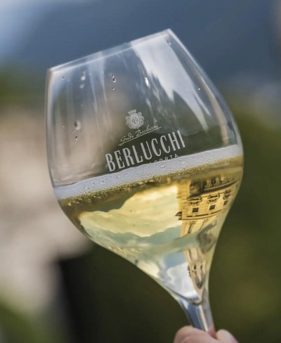 61 Franciacorta Blanc de Blancs (cutie lemn) - 0.75 L